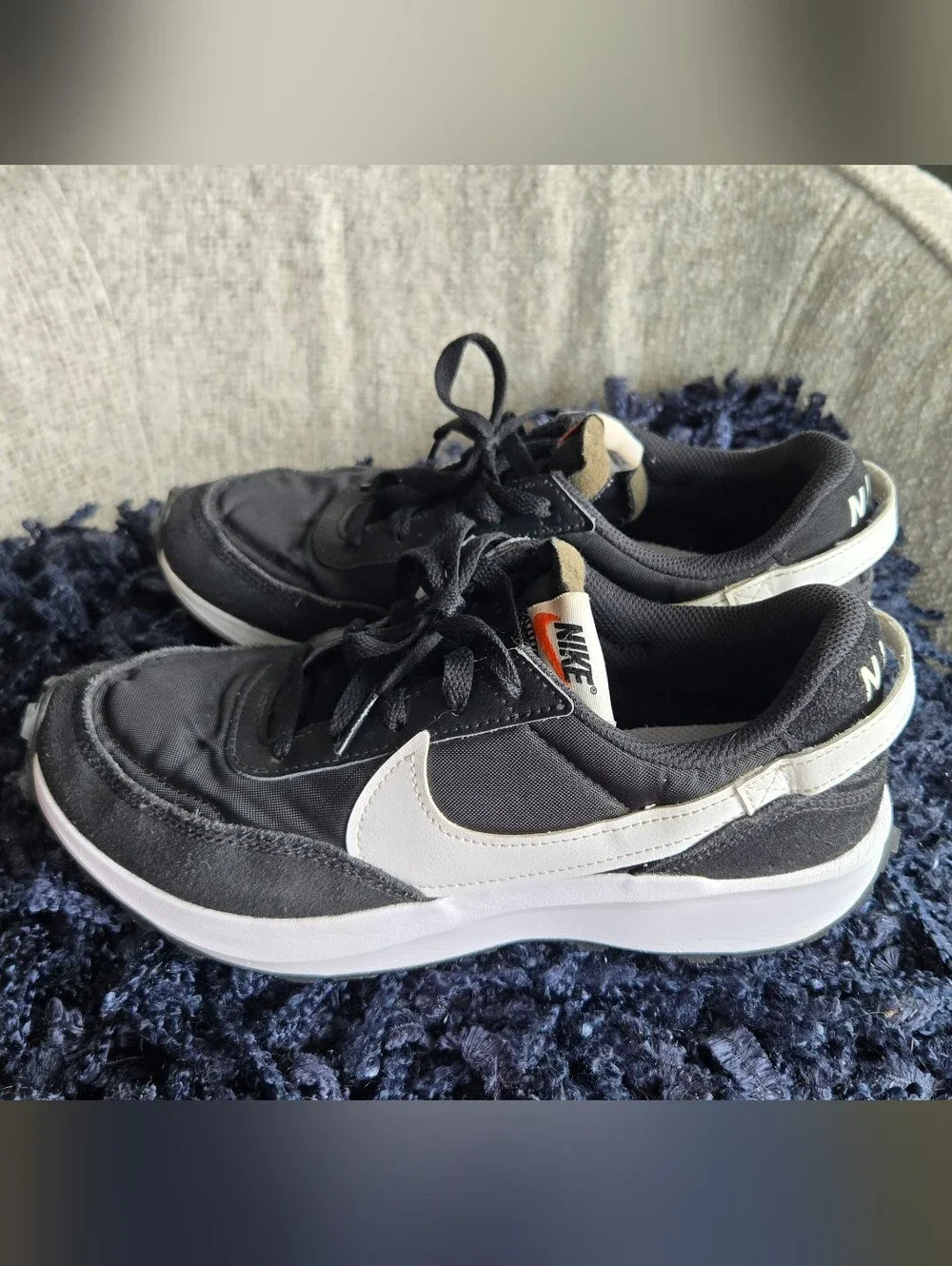 Nike Women's Black and White Low-Top Sneakers Sz 8